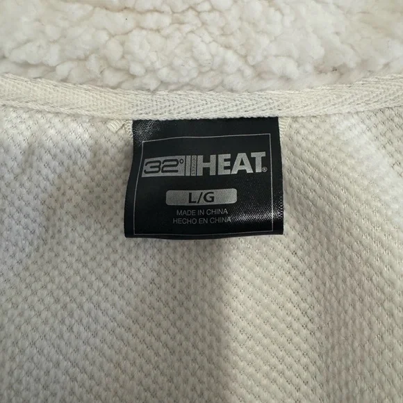 32 Degrees White and Camel Snap Front Sherpa Jacket - Picture 7 of 9